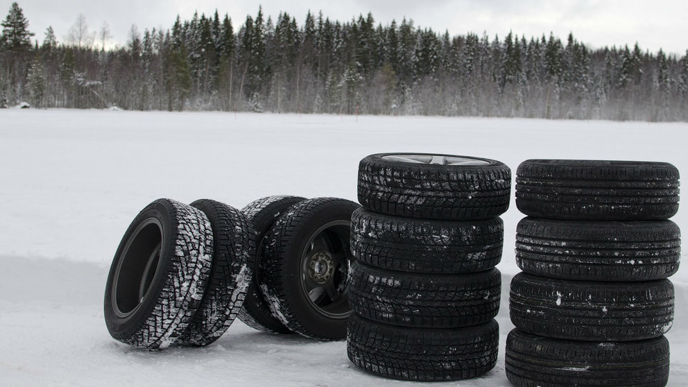 Winter tyres snow forest
