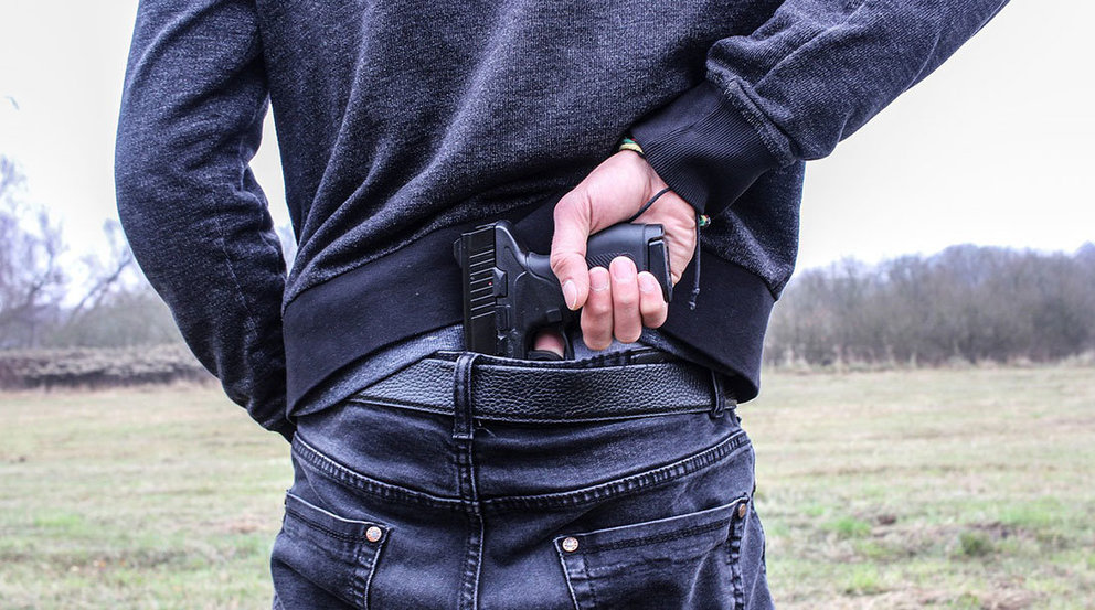 Criminal-gun-pistol-offender-Photo by Pixabay.