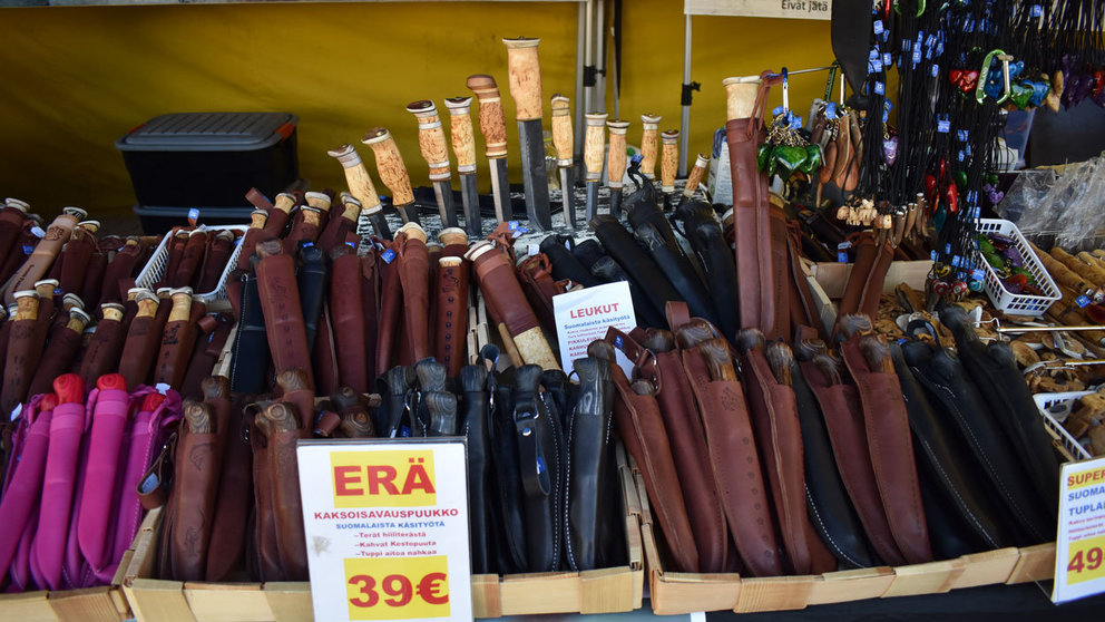 Puukko-knive-market-by-Foreigner.fi