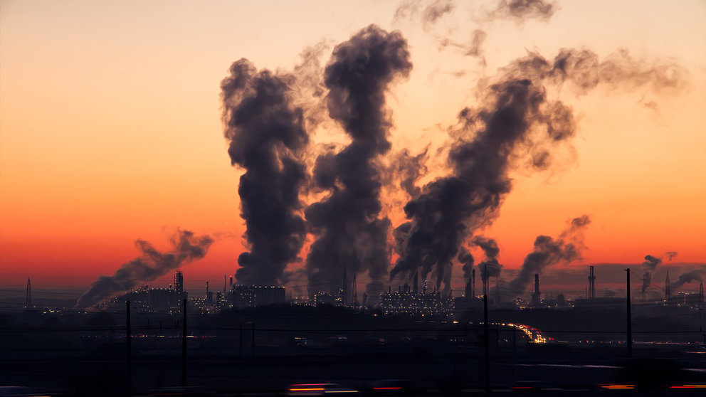 Factory-industry-pollution-smoke-environment-climate