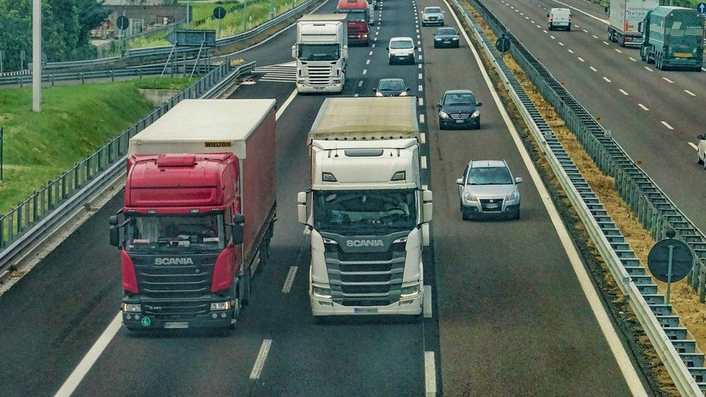 Highway-trucks