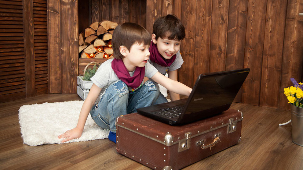 Kids-children-laptop-computer