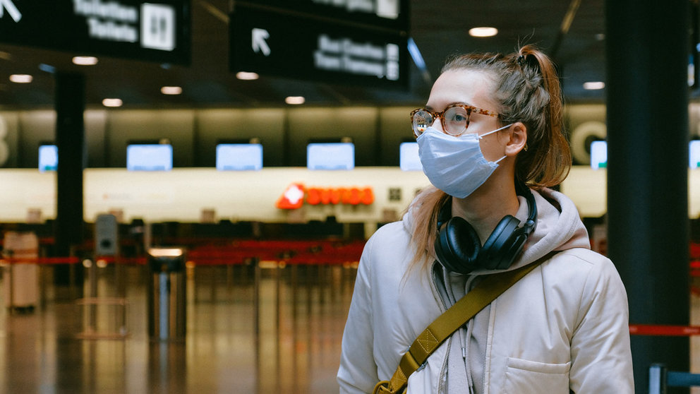 Woman-girl-mask-airport