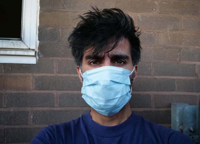 Man-face-mask-flu-coronavirus