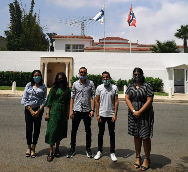 The CEO of Akademia Scandinavia, Omaima Tebtob, with four students in front of the Finnish Embassy in Rabat. Photo: Akademia Scandinavia