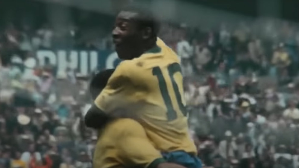 &#39;O Rei&#39; Pele celebrates a goal. Image: YouTube frame.