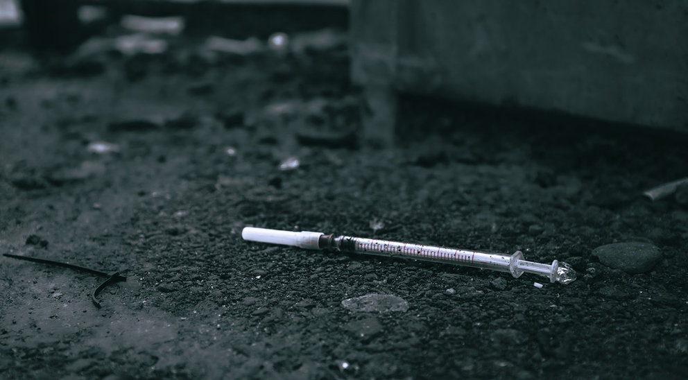 drug-syringe-injection-by-Pixabay