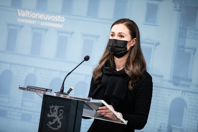 Prime Minister Sanna Marin announced the new measures at a press conference. Photo: Laura Kotila/Vnk.
