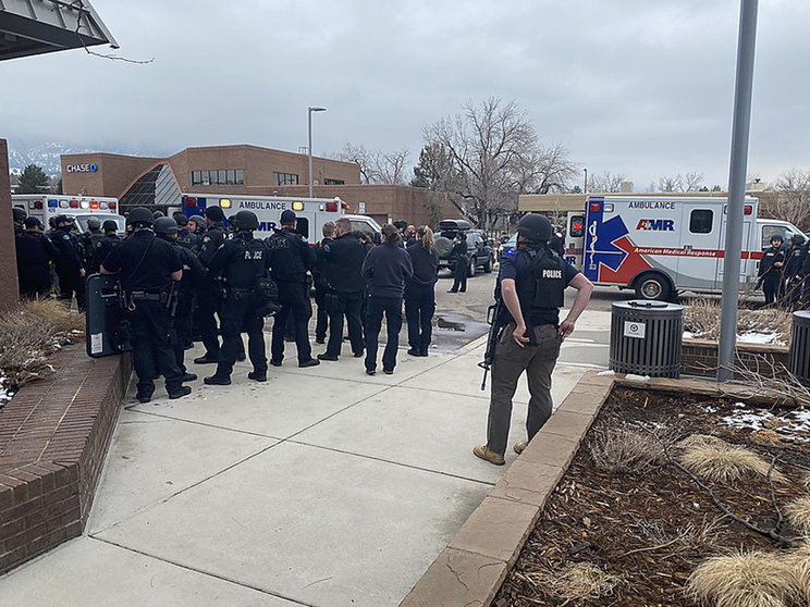 March 22, 2021, Boulder, Colorado, USA: Law enforcement from Jefferson County and Boulder responded to an active shooter situation at the King Soopers grocery store on Table Mesa Drive in Boulder on Monday. There are multiple victims including one officer was killed and two other officers were injured at King Soopers grocery store at 3600 Table Mesa shopping center. (Credit Image: © Boulder Police Department/ZUMA Wire Photo: Boulder Police Department/ZUMA Wire/dpa