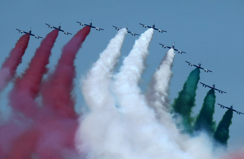 30 March 2021, Italy, Rome: The Italian aerobatic team "Frecce Tricolori" flies over Rome on the 98th anniversary of the establishment of the Italian Air Force and during a ceremony for the new recruits. Photo: Evandro Inetti/ZUMA Wire/dpa