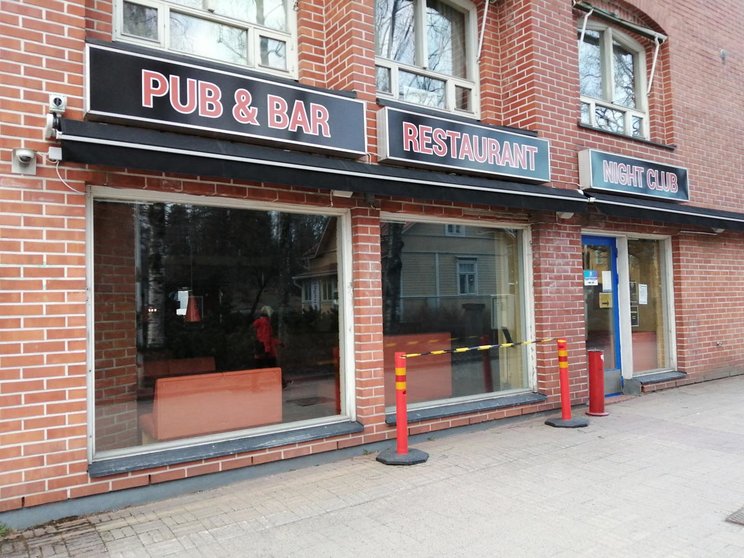 A closed bar on the outskirts of Helsinki. Photo: Foreigner.fi.