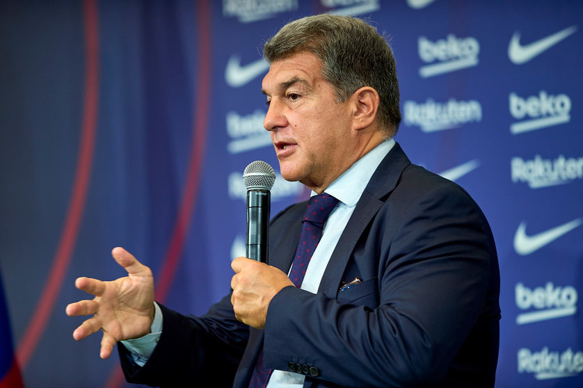 09 September 2021, Spain, Barcelona: Barcelona President Joan Laporta speaks during a press conference with Dutch striker Luuk De Jong (not pictured) at the Camp Nou after the latter joined Barcelona on loan from Sevilla. Photo: Gerard Franco/DAX via ZUMA Press Wire/dpa