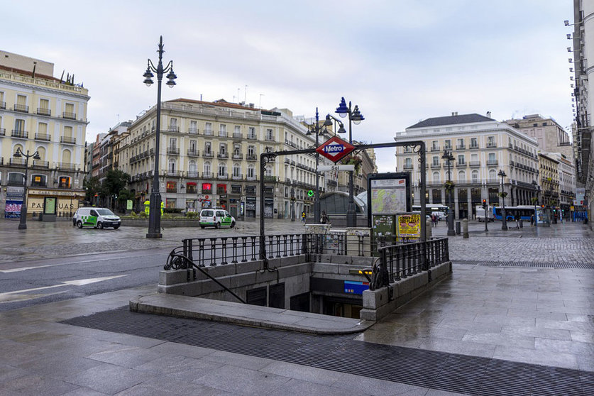 Entrance to the Puerta del Sol Metro station, in the center of Madrid. Photo: Pixabay.