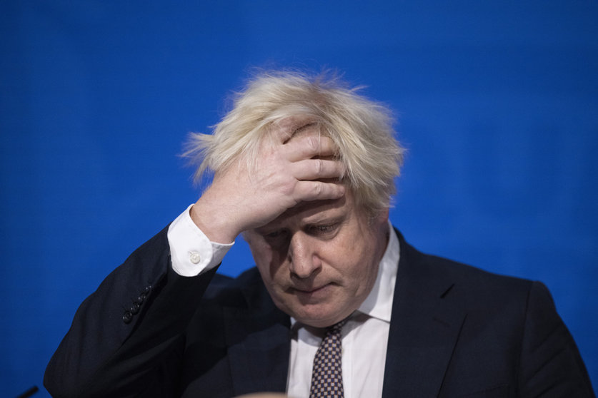 27 November 2021, United Kingdom, London: UK Prime Minister Boris Johnson attends a media briefing in Downing Street on the latest updates regarding the coronavirus (Covid-19). Photo: Jeff Gilbert/The Daily Telegraph/PA Wire/dpa.