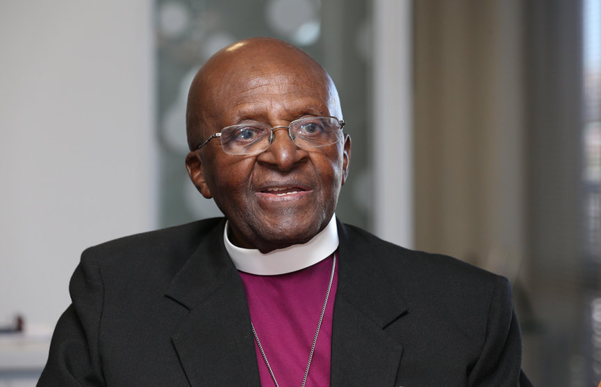 FILED - 30 November 2015, South Africa, Cape Town: Archbishop Emeritus Desmond Tutu is pictured at the offices of The Desmond Leah Tutu Legacy Foundation in Cape Town. Desmond Tutu, the Nobel Peace Prize-winning activist for racial justice and LGBT rights, has died aged 90. Photo: Chris Radburn/PA Wire/dpa.
